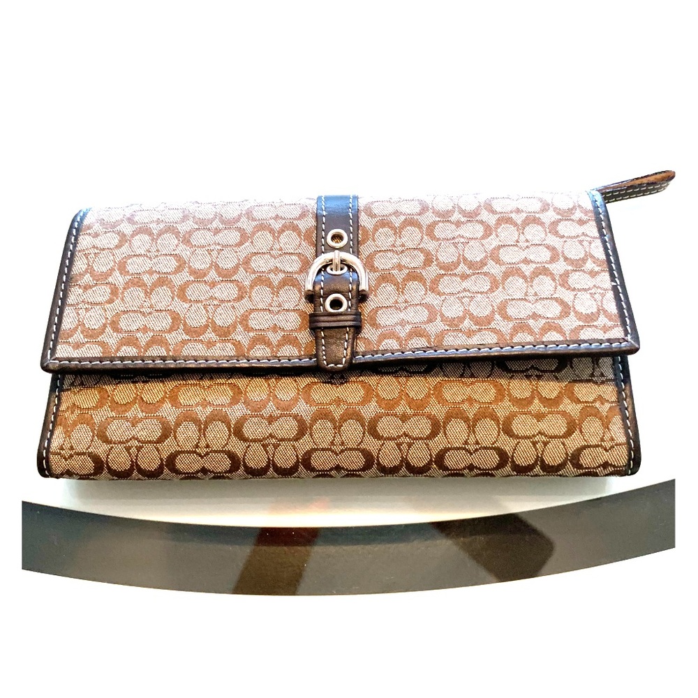 NWOT Coach Signature Checkbook Wallet Tan/Brown